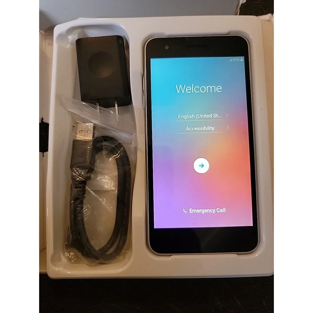 LG Tribute Empire White Cellphone 16GB 1.5 GHz Unused in Open Box